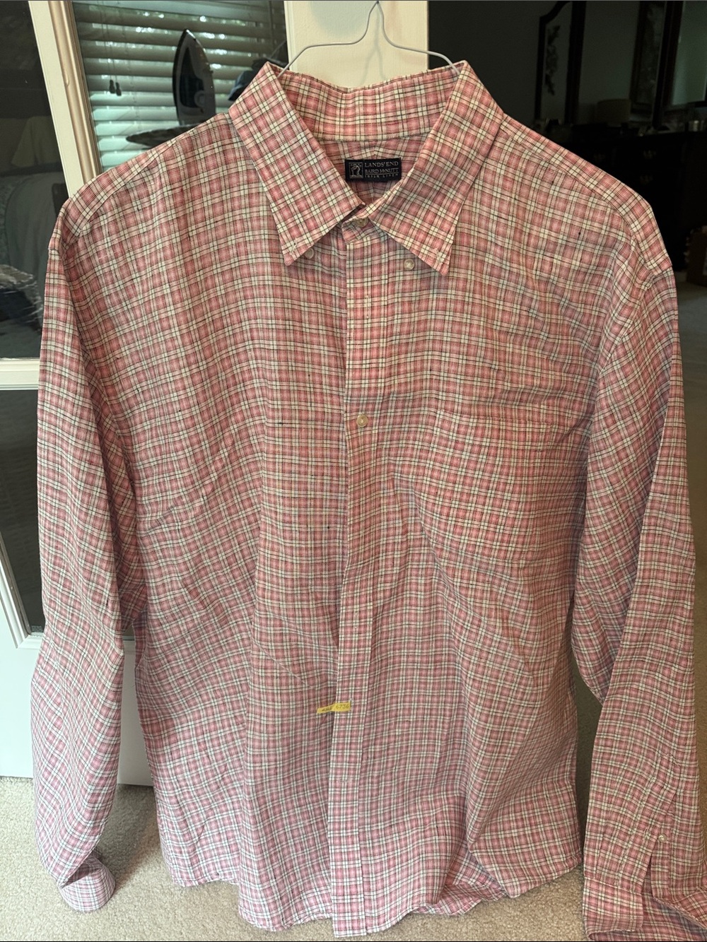 Lands end  Men's linen Pink and White Plaid Button-Down Shirt. Size XL